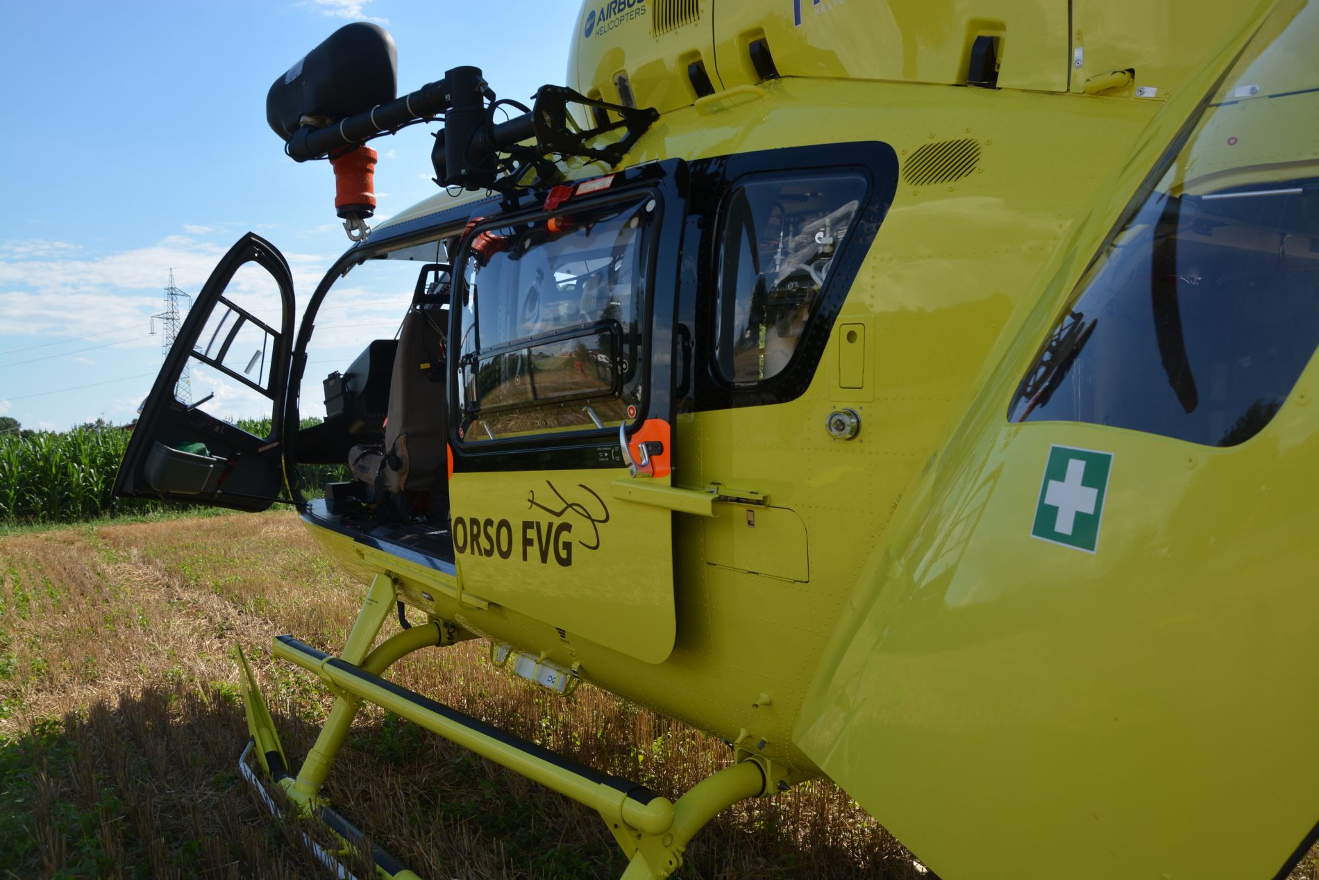 Parapendista precipita per sette metri durante il decollo: elitrasportato in ospedale
